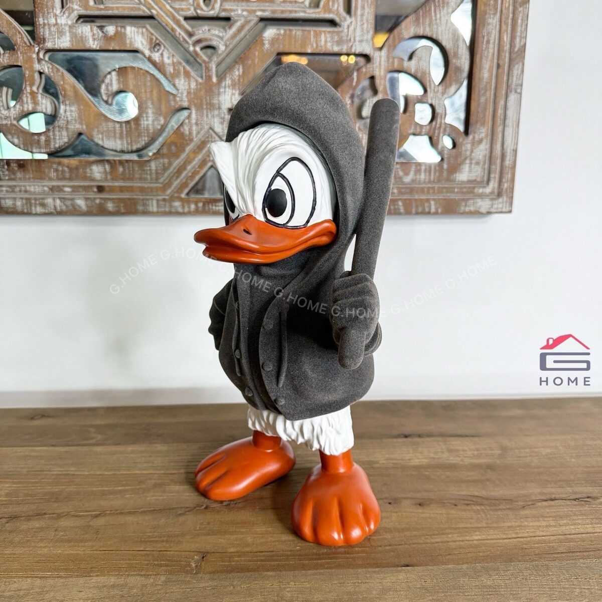 Resine Donald Duck with Velvet Coat - 35 cm - Image 1