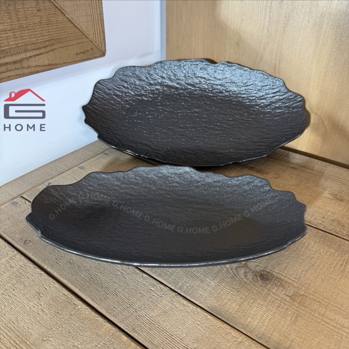Rock Glazed Porcelain Oval Serving Platter - Image 1